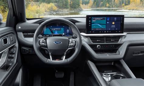 2025 Ford Explorer® Interior Features | Cargo Space & Color Options