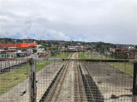 Obras do VLT do Subúrbio em Salvador estão paradas