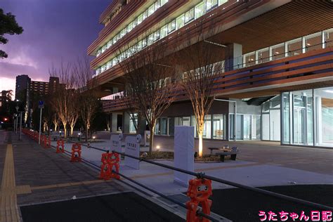 千葉市役所建替中♪（その7、千葉市役所新庁舎の美しい夜景、千葉県千葉市中央区千葉港） うたちゃん日記