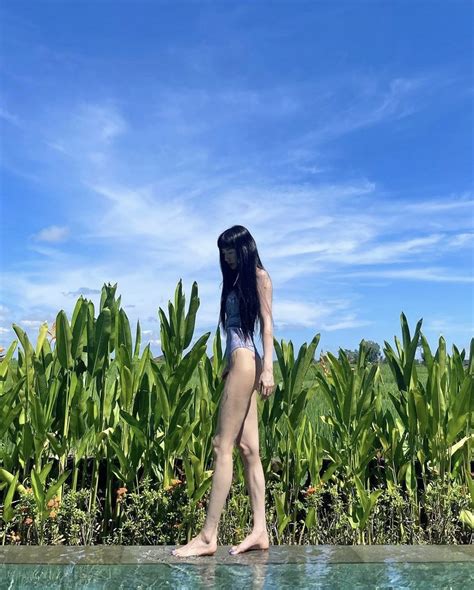 The Most Beautiful Beauty In The World Shows Off Her Figure In Bikini Vietnam Vn