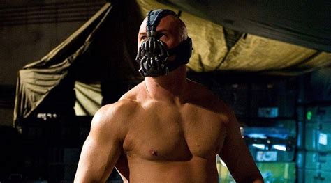 Il Cavaliere Oscuro Il Ritorno Bane Di Tom Hardy Basato Su