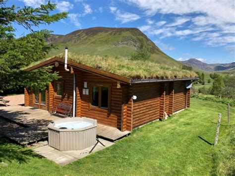 Lodges With Hot Tubs In Aviemore Scotland Recommended