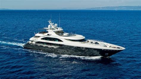 Luxury Yachts For Sale | Yachts for Sale