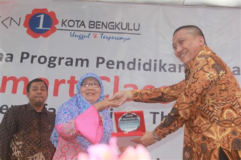 Alfamart Class Program Pendidikan Ritel Untuk Menciptakan Lulusan SMK