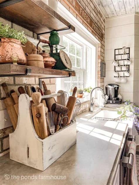 Ways To Add Vintage Charm To A Modern Farmhouse Kitchen The Ponds