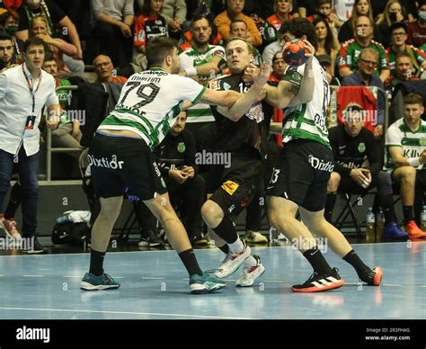 Omar Ingi Magnusson Scm And Martim Mota Da Costa Scp Handball Ehf