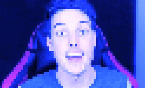 When Lazarbeam's Face cam gets corrupted but he just forgets to record ...