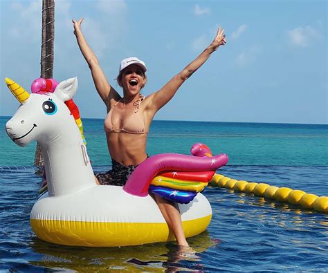 Ashley Roberts Shows Off Her Amazing Body In A Bikini On Romantic Break In Thailand With