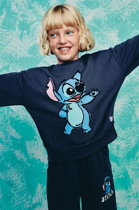 Vêtements et accessoires de rentrée inspirés de Lilo et Stitch de