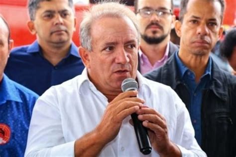 Prefeito De Aparecida Grava V Deo E Ignora Jo O Campos Brasil Horas