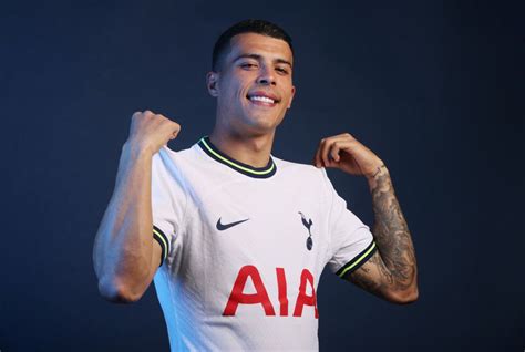 Tottenham Sign Pedro Porro On Loan From Sporting With Obligation To