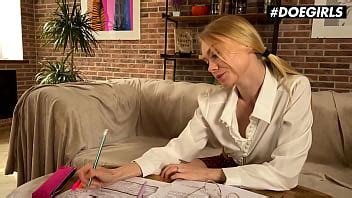 Sexy Slim Babe Nancy A Fingers Her Perfect Ukrainian Twat While Home Alone DOEGIRLS XNXX