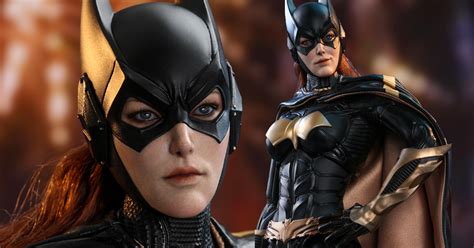 Hot Toys Vgm Batgirl
