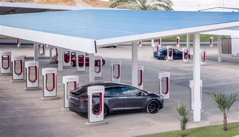 Tesla Supercharger Mit 100 Säulen In Kalifornien Kommt Teslamag De