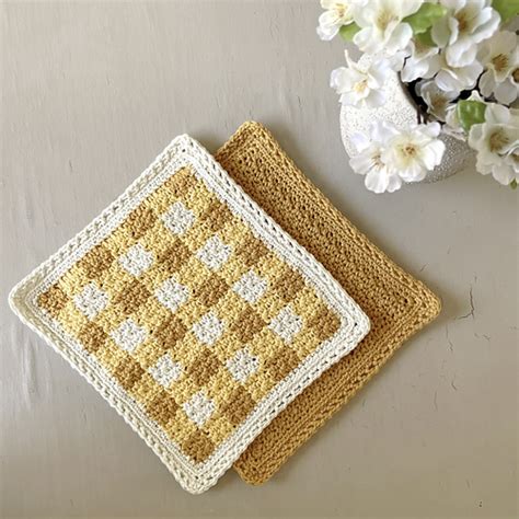 Ravelry Gingham Sunflowers Dishcloth Pattern By Diane Eddlemon