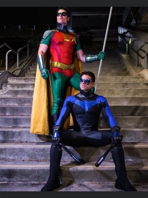 Nightwing and Robin | Dc cosplay, Cool superhero costumes, Fit men bodies