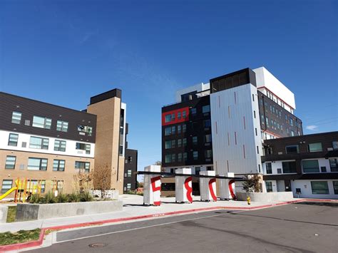 Fifty Eight Hundred Apartments - 46 Reviews - Apartments in Lakewood