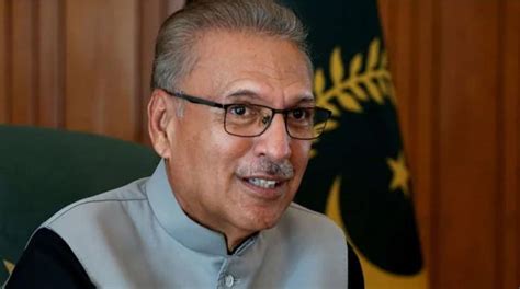 President Arif Alvi Urges Not To Make Pakistan Army Controversial