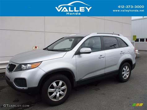 2011 Titanium Silver Kia Sorento LX V6 AWD 121258283 GTCarLot