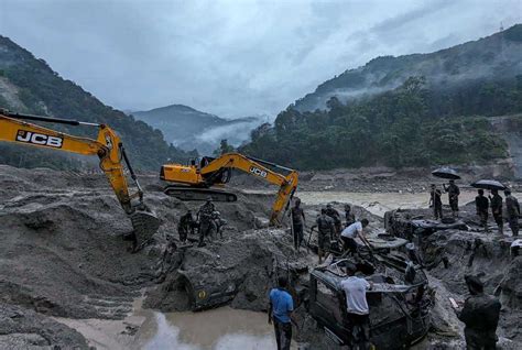 Indian Church Rushes To Help Flood Affected In Sikkim Uca News