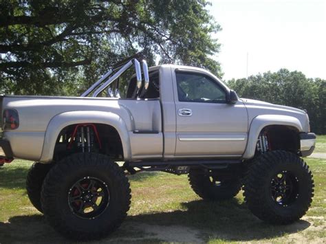 2004 Chevrolet Silverado 1500 Reg Cab 4×4 Stepside Monster Truck For Sale