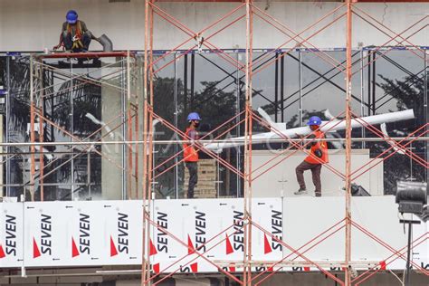 Target Peserta Aktif Bpjs Ketenagakerjaan Antara Foto