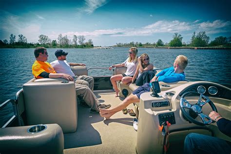 Pontoon Rentals — Big Lake Outfitters