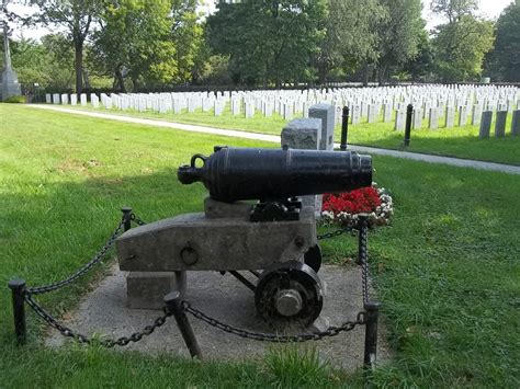 The famous figures cimetière cote des neiges holds in its grounds 14
