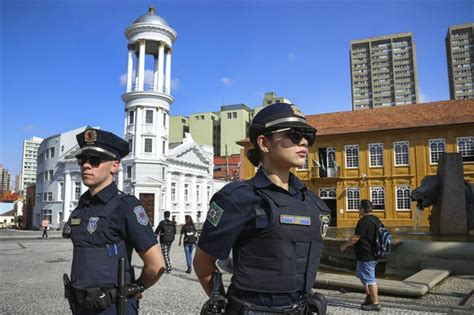 Curitiba Guardas Municipais De Curitiba Socorrem Mulher Em Trabalho