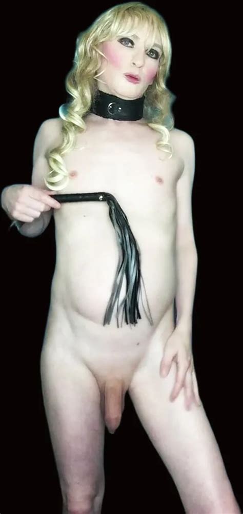 Nude Sissy Poses 24 Pics XHamster