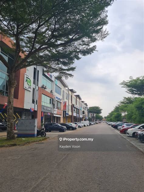 Molek 3 Storey Shoplot Taman Molek Johor Bahru For Sale RM1850000