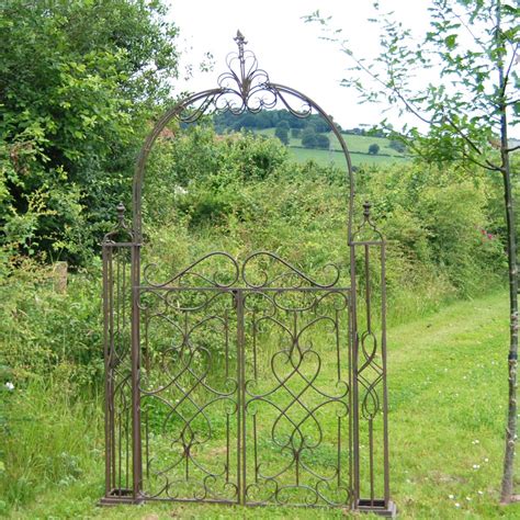 Heritage Metal Garden Arch With Gates Garden Ornamnents