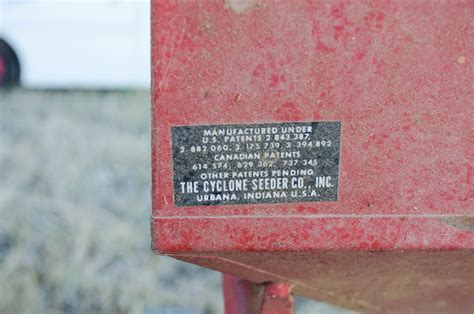 Seed Spreader By The Cyclone Seeder Co Ebth