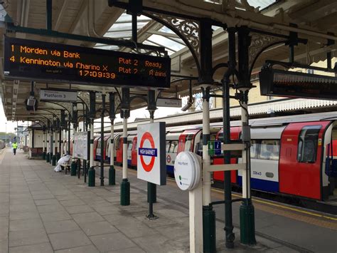 Northern Line The History Of The Barnet Branch High Living Barnet