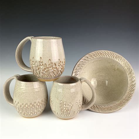 Carved Coffee Mug In White Speckled Glaze Speckle Glaze Pottery Mugs