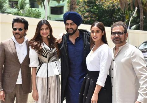 Gallery: Mubarakan Trailer Launch Event Hindi Movie, Music Reviews and News