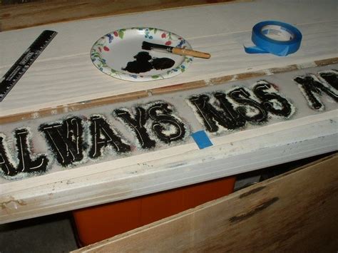 AMERICANPRIM PRIMITIVE HOW-TO'S: AGEING AND STENCILLING WOOD SIGNS