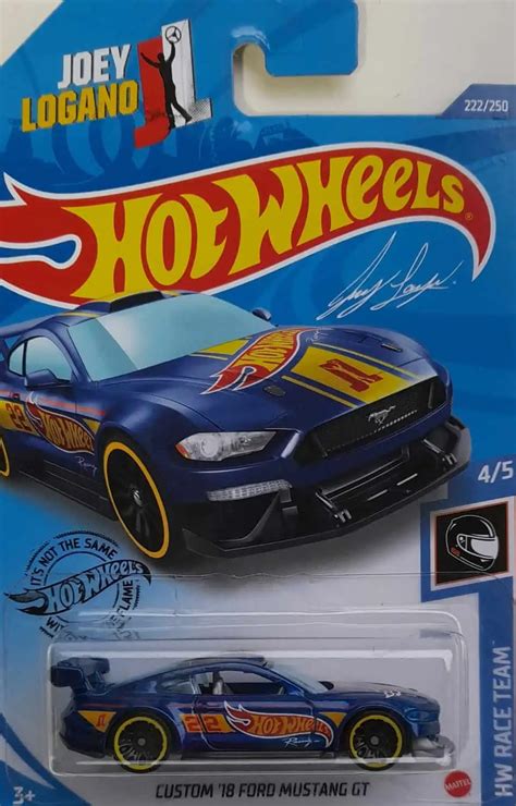 Hot Wheels Race Team Custom Ford Mustang GT Universo Hot Wheels