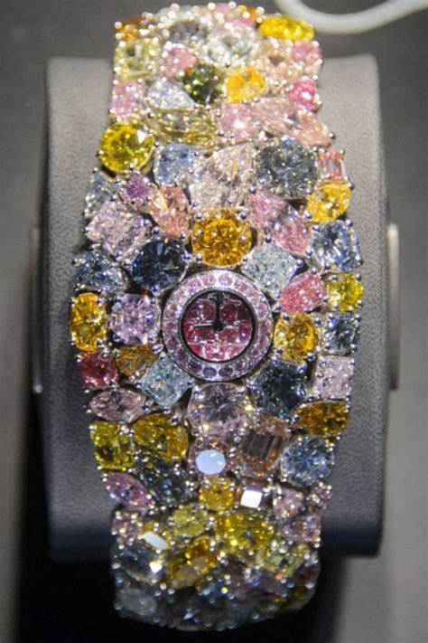 Graff Diamonds’ $55 million dollar Hallucination watch2LUXURY2.COM