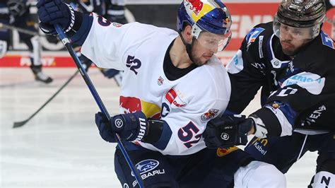 DEL EHC Red Bull München gewinnen das erste Finalspiel bei den