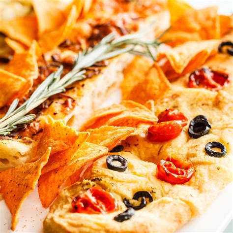 Focaccia Con Aceitunas Taggiasche Y Tomate Cherry Cbg