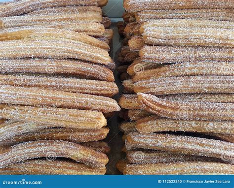 Porción De Churros Azucarados Del Pan Foto de archivo Imagen de