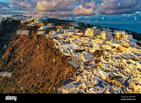 Aerial view santorini greece hi-res stock photography and images - Alamy