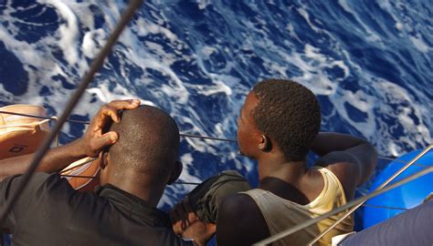 Pressemitteilung August Segelschiff Nadir Rettet Menschen