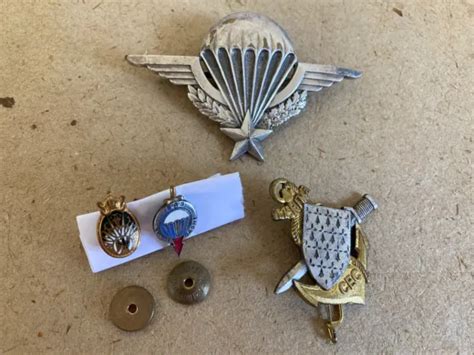 LOT PARACHUTISTE COMMANDO BREVET DRAGO ROM NUMEROTE 2 Insignes