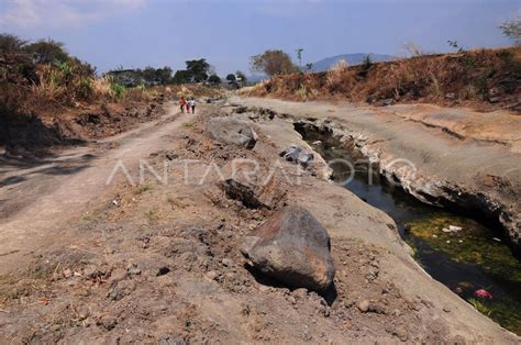 KEMARAU PANJANG ANTARA Foto