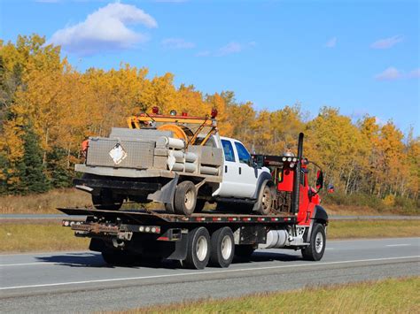 Heavy-Duty Towing - Truck Towing, Lockouts - San Marcos, TX