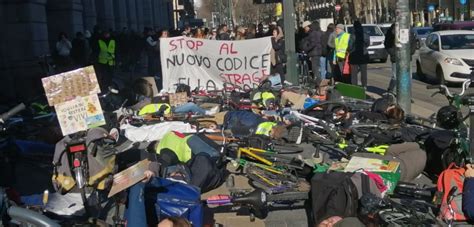 Nuovo Codice Della Strage A Torino La Protesta Contro La Riforma