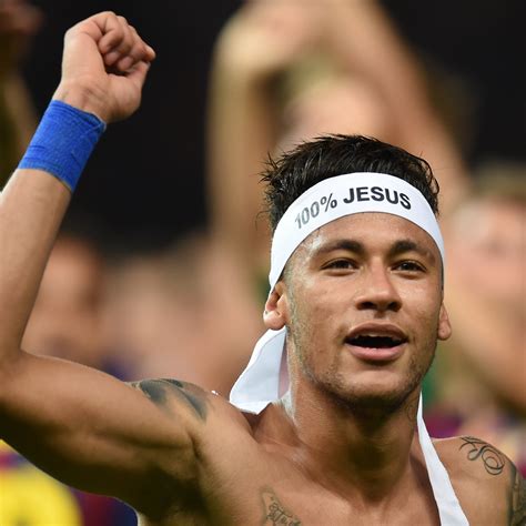 Ligue Des Champions Neymar Et Son Bandeau J Sus Font Pol Mique