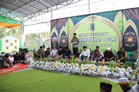 Resmikan Masjid Al Aqsha Desa Moyagz Asripan Nani Ini Perpaduan